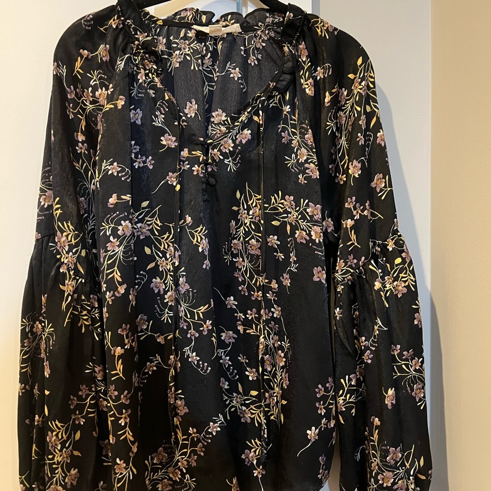 Lovestitch Black Relaxed Buttoned Blouse with Mandarin Collar